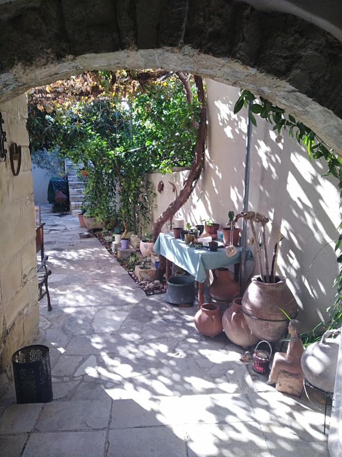 Avli-The Courtyard Hotell Nikosia Eksteriør bilde